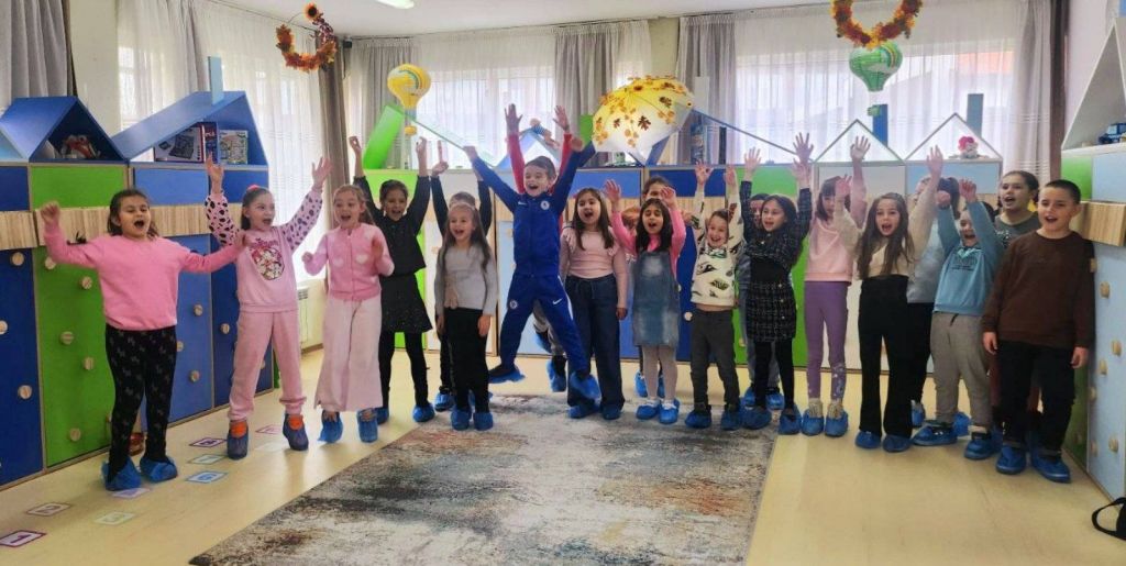 "Книгата - прозорец към света" 10